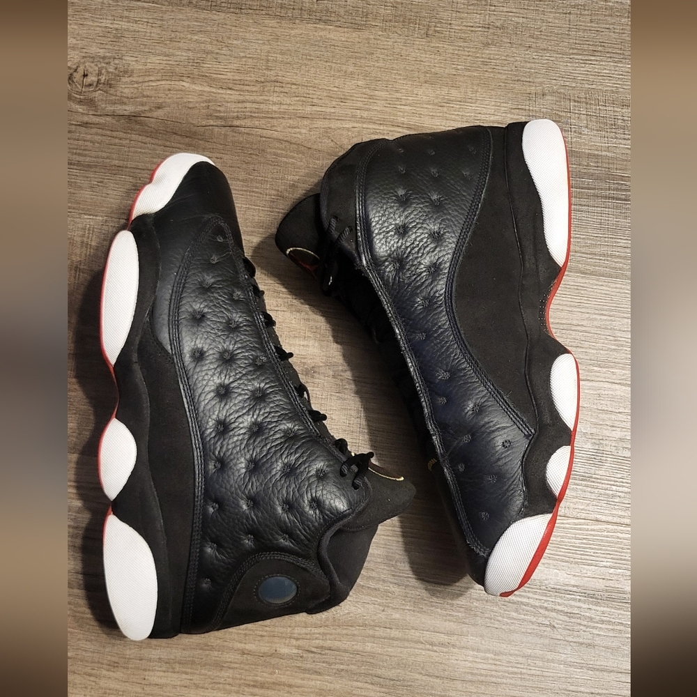 Men's Black and White Sneakers